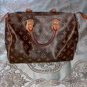 Louis Vuitton Speedy 30